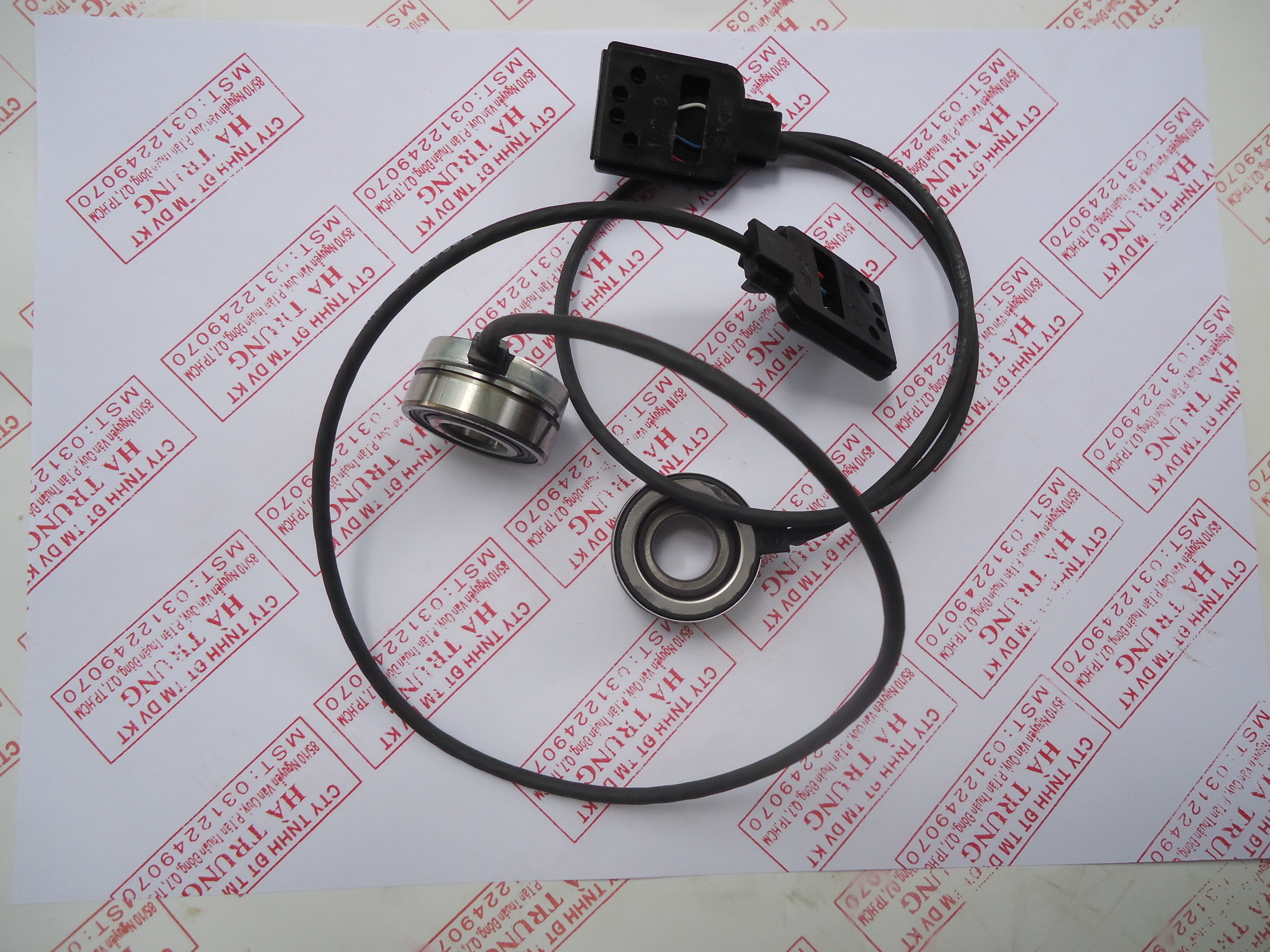 Sensor Bearing- Cam Bien Toc Do 6205 SKF